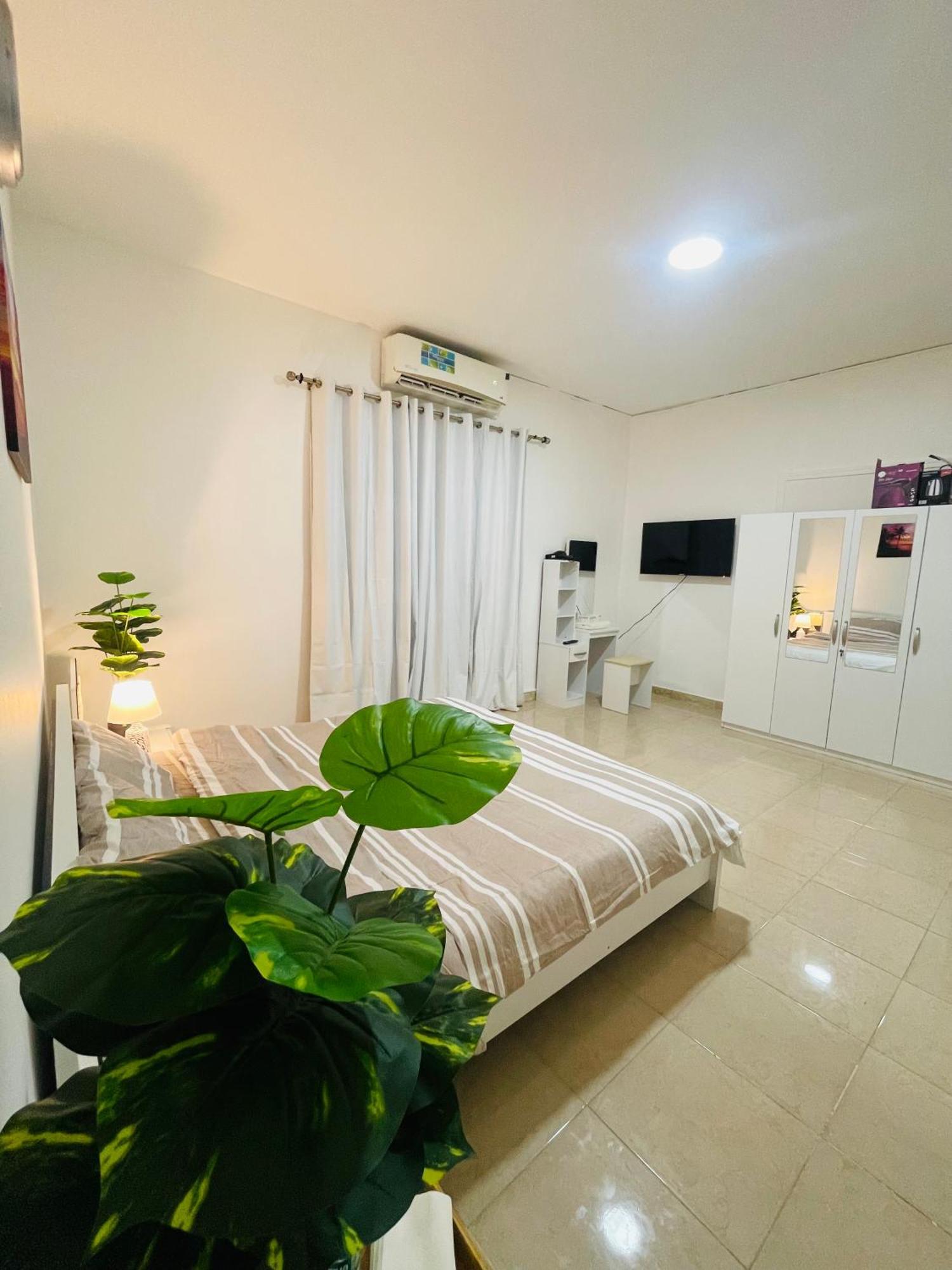 Naz Apartment